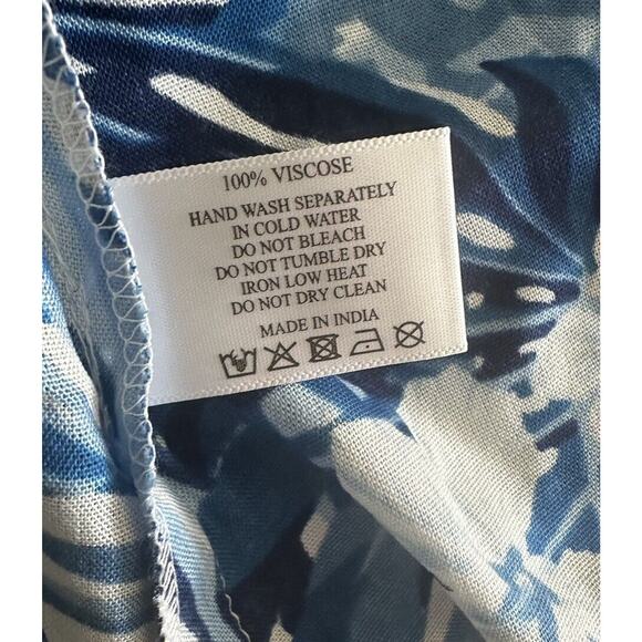 New America & Beyond Blue Floral Print Maxi Dress Swim Cover up Small MSRP $89 - Picture 4 of 4